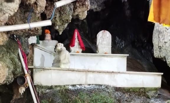 वैष्णों देवी यात्रा 3 वैष्णों देवी यात्रा, वैष्णों देवी, नवरात्रि में घूमने की जगह, नवरात्रि, माँ का दरबार, शिव गुफा, मातारानी का भवन