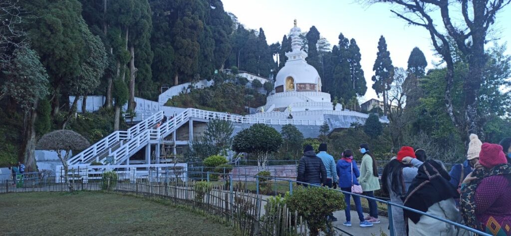 अप्रैल में घूमने की 10 बेस्ट जगह 2 अप्रैल में घूमने की 10 बेस्ट जगह, गंगटोक