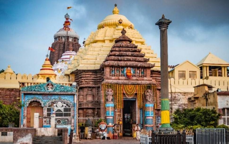 जुलाई में घूमने की 10 बेस्ट जगह, जुलाई में घूमने की जगह, पुरी में घूमने की जगह, भगवान जगन्नाथ मंदिर 