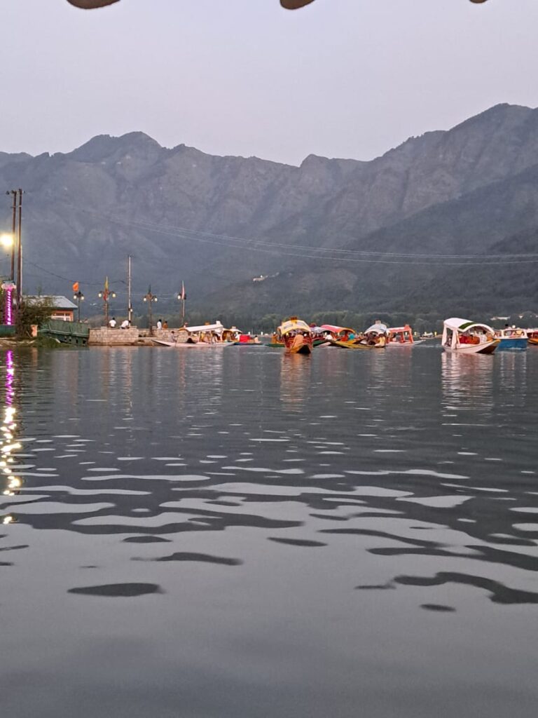 ईद में घूमने की 10 बेस्ट जगह : Best Places To Visit In EID 3 ईद में घूमने की 10 बेस्ट जगह, ईद में घूमने की जगह, ईद कब मानते हैं? ईद का जश्न, ईद उल फितूर मुबारक, रमजान, ईद के समय घूमने लायक जगह,