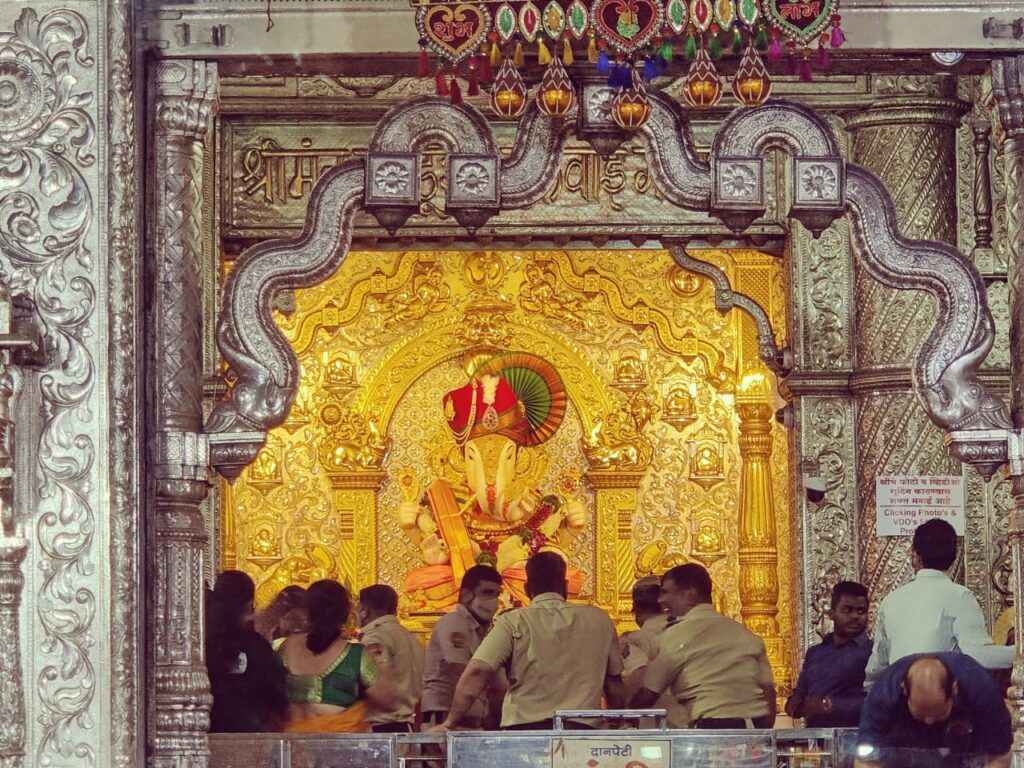 महाराष्ट्र में घूमने की जगह, महाराष्ट्र के दर्शनीय स्थल, महाराष्ट्र के पर्यटन स्थल, मुंबई में घूमने की जगह, नासिक में घूमने की जगह, पुणे में घूमने की जगह, महाराष्ट्र के बेस्ट प्लेस, अजंता एलोरा के पास की जगह,लोनावाला में घूमने की जगह, अंबोली में घूमने की जगह, लोनावला में घूमने की जगह, अजंता और एलोरा में घूमने की जगह, औरगबद में घूमने की जगह, महबलेश्वर में घूमने की जगह, पंचगनी में घूमने की जगह, राजमाची में घूमने की जगह, खंडाला में घूमने की जगह, माथेरान में घूमने की जगह, 